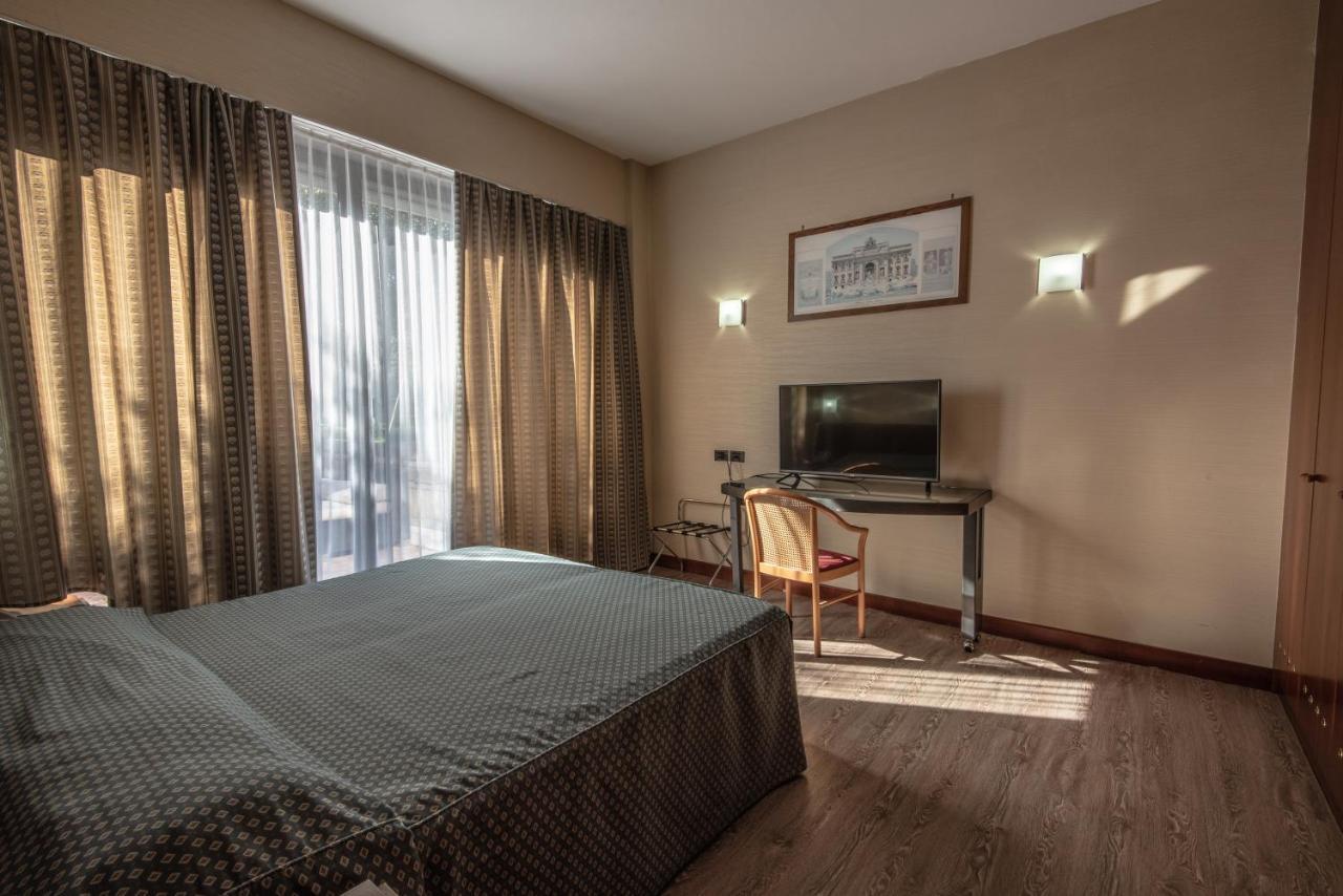 Hotel Petra Roma Esterno foto