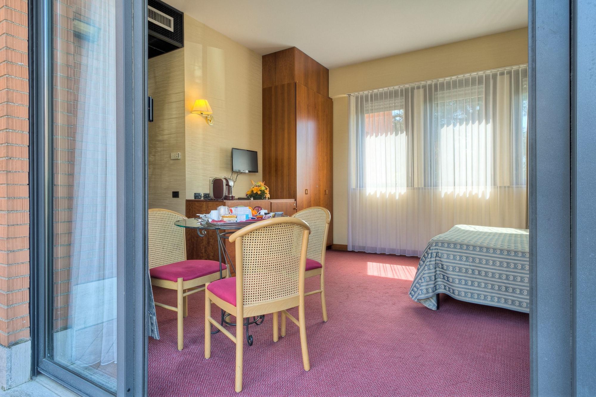 Hotel Petra Roma Esterno foto